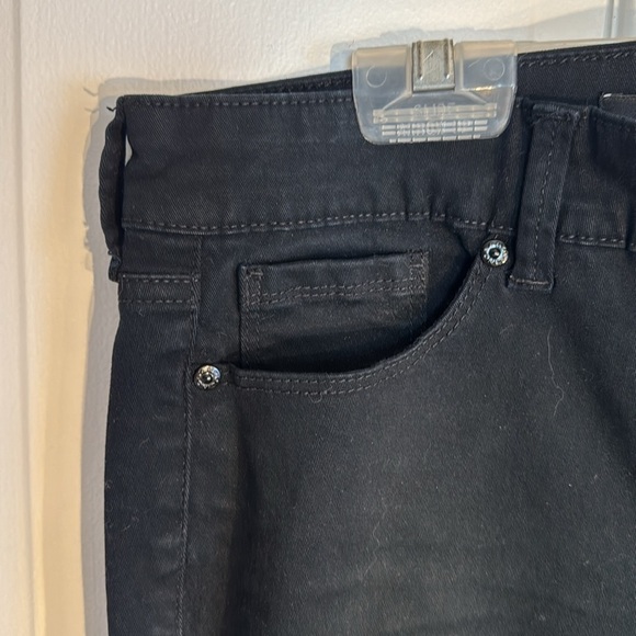 Great pair of Bandalino Black Jeans - Picture 10 of 12